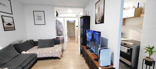 Thumbnail 6218668 - 3