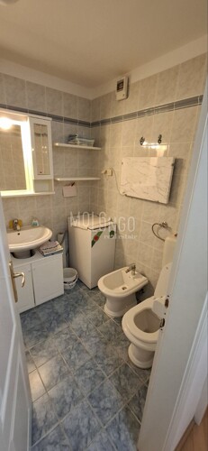 Thumbnail 6218749 - 8