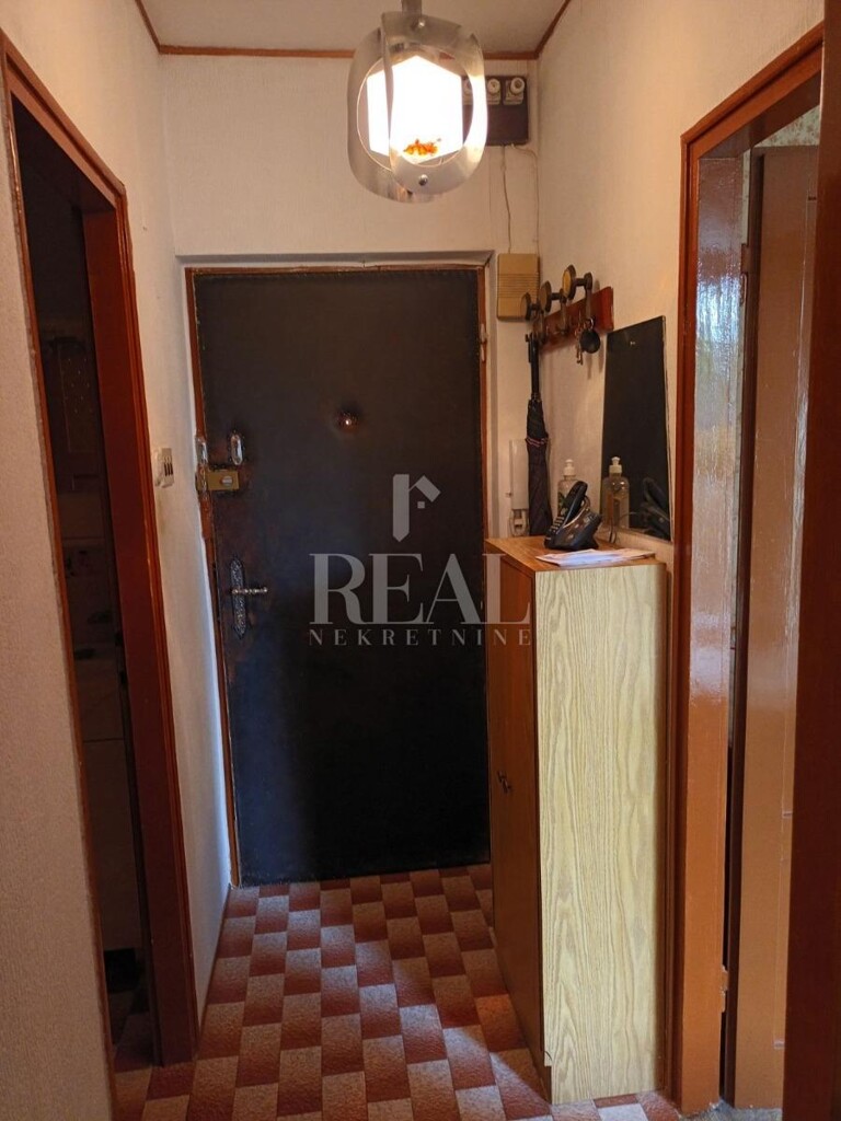 Image 6218782 - 9
