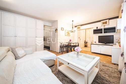 Zagreb, Gračani, trosobni stan NKP 80 m2