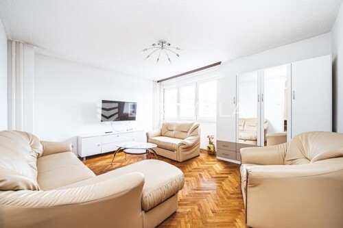 Zagreb, Peščenica, moderan dvosoban stan 56,44 m2, loggia