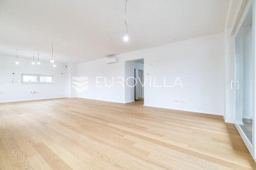 Zagreb, Trešnjevka, četverosoban stan NKP 124,71 m2 NOVOGRADNJA + GPM