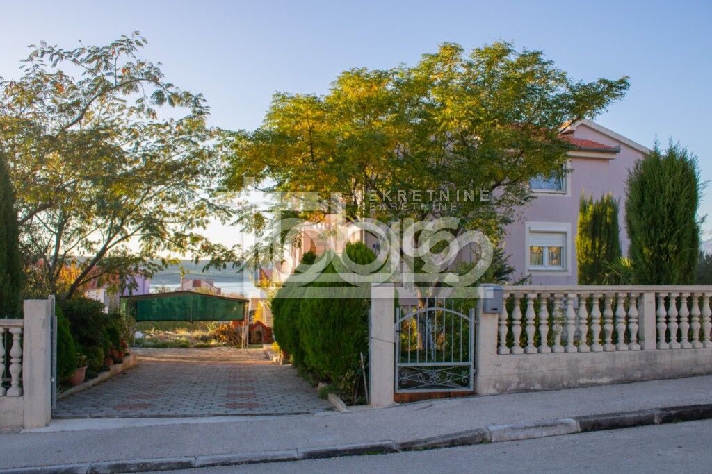 Image 6219270 - 2