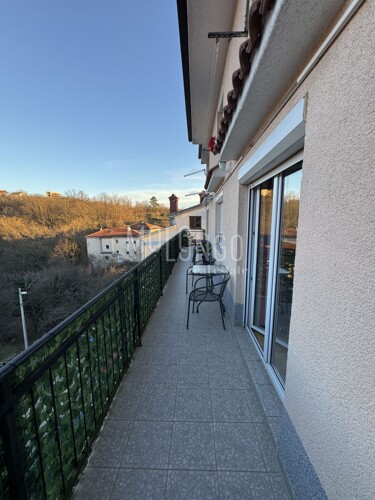 Thumbnail 6219406 - 12