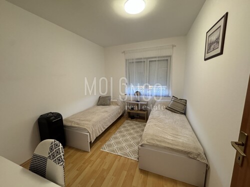 Thumbnail 6219406 - 8