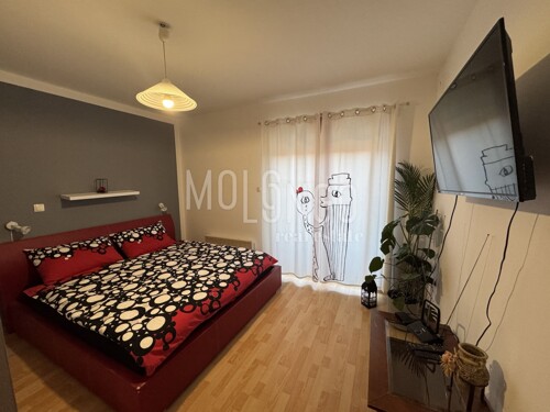 Thumbnail 6219406 - 6