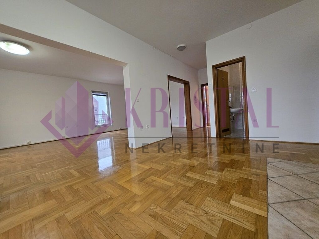 Image 6219884 - 7