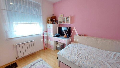 Thumbnail 6219963 - 9
