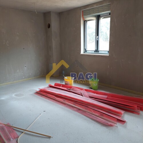 Thumbnail 6220515 - 5