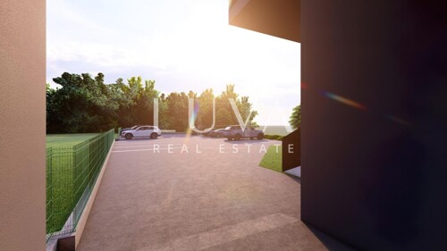 Thumbnail 6220633 - 4