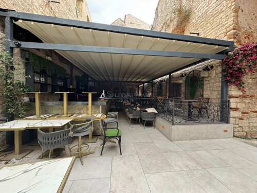 Thumbnail 6221088 - 6