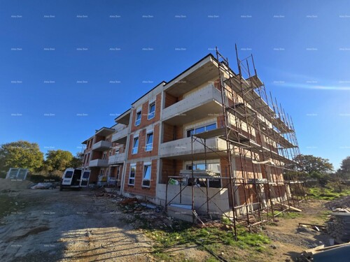 Thumbnail 6221850 - 1