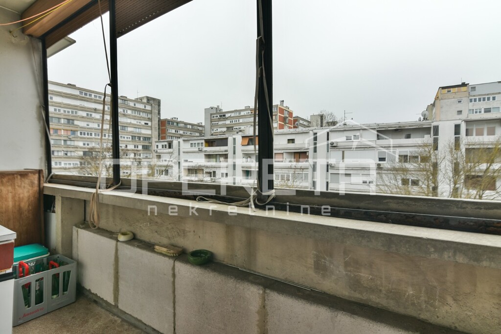 Image 6221981 - 11