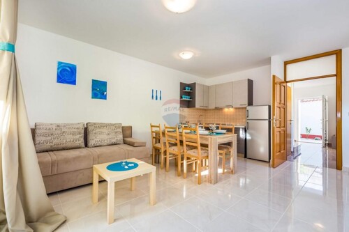 Crikvenica, Dramalj - Kuća sa bazenom i 3 parkinga, 200m2