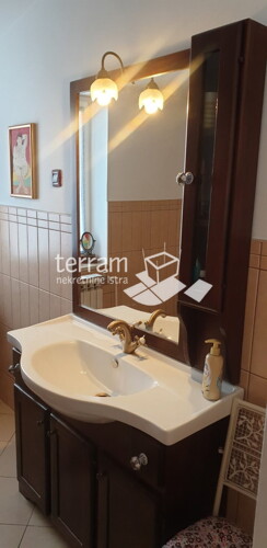 Thumbnail 6222033 - 11