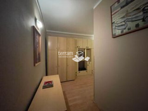 Thumbnail 6222040 - 8