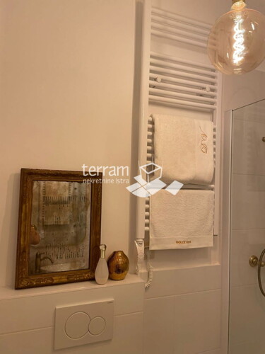 Thumbnail 6222061 - 15