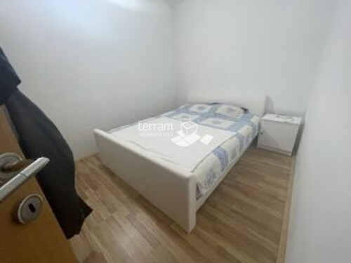 Thumbnail 6222062 - 7
