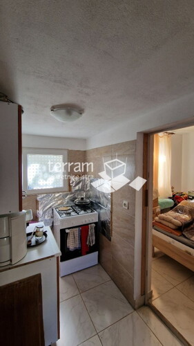 Thumbnail 6222088 - 6