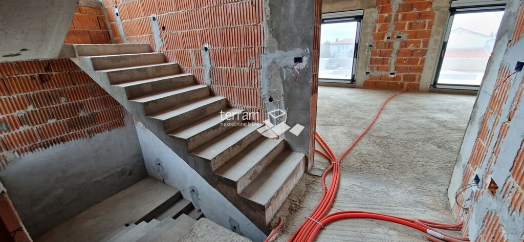Image 6222142 - 5
