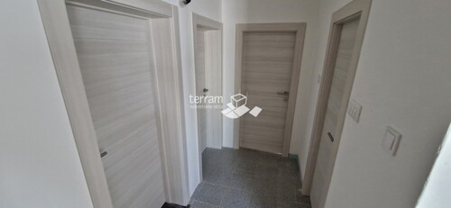 Thumbnail 6222164 - 6