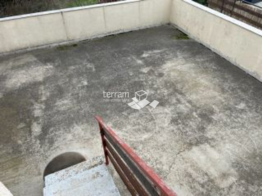 Image 6222165 - 17