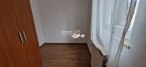 Thumbnail 6222193 - 6