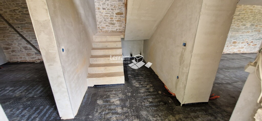 Image 6222212 - 6