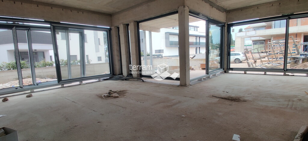 Image 6222387 - 9