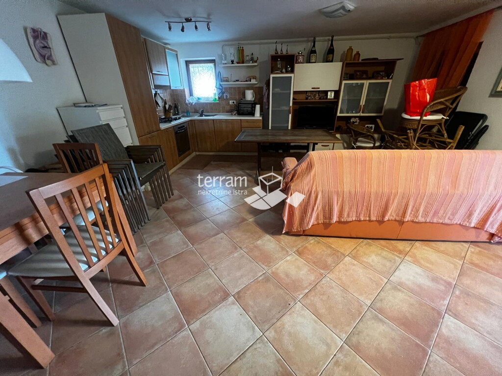 Image 6222413 - 11