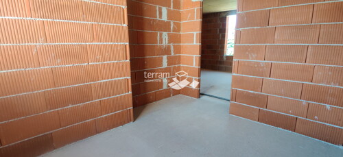 Thumbnail 6222420 - 4