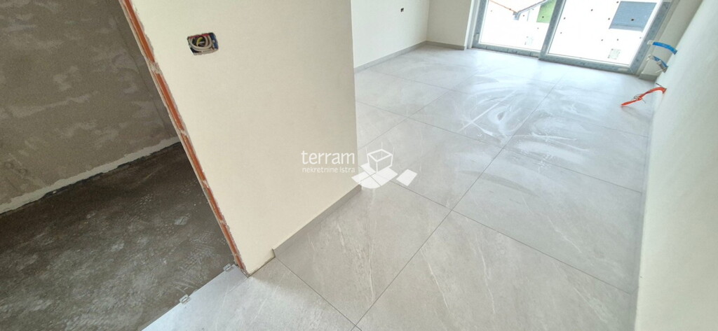 Image 6222445 - 11