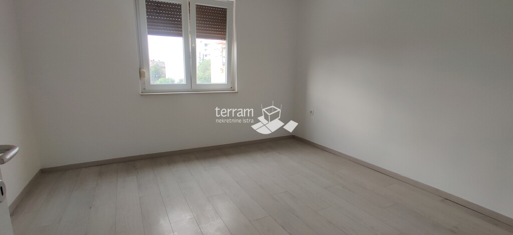 Image 6222452 - 7