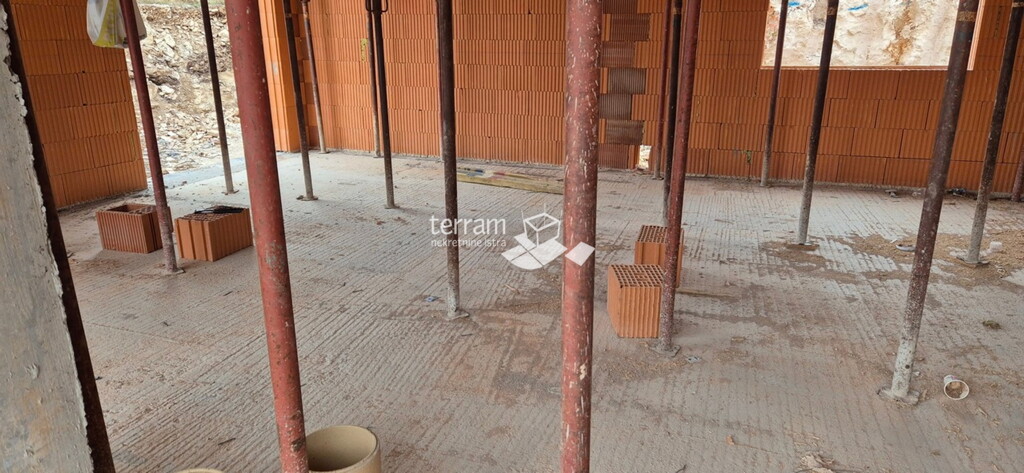 Image 6222459 - 7