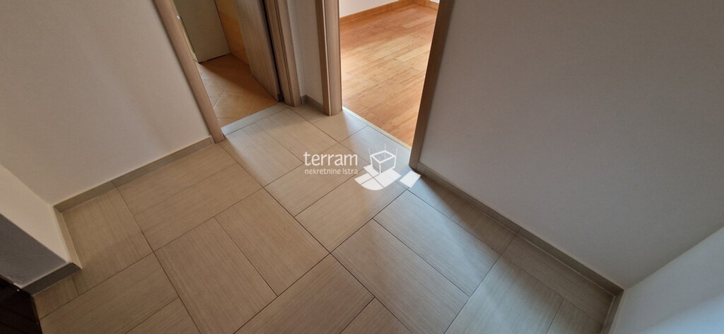 Image 6222525 - 12