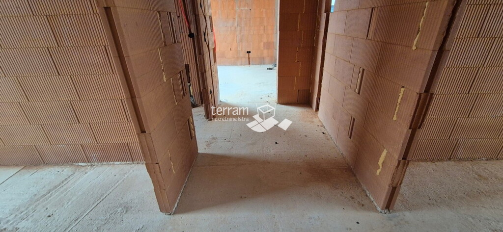 Image 6222537 - 6