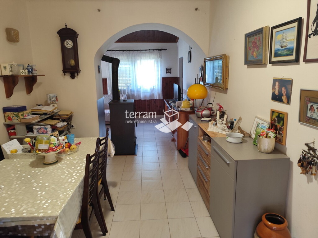 Image 6222538 - 8