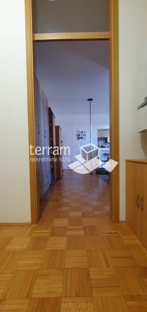Image 6222551 - 6