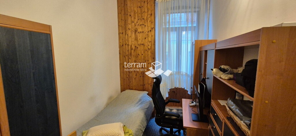 Image 6222553 - 8