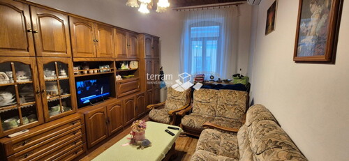 Istra, Pula, Centar, stan 70m2, 2SS+DB, drugi kat # prodaja