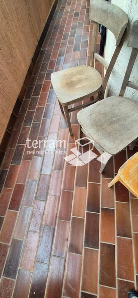 Image 6222555 - 13