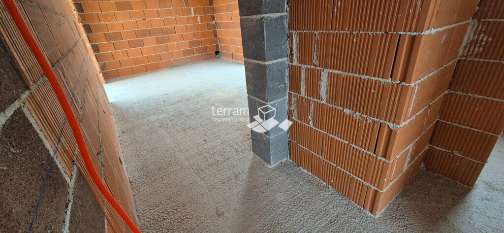 Image 6222565 - 4