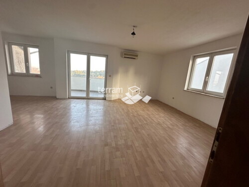 Istra, Pula, Vidikovac, stan 98,2m2, 3SS+DB, II. kat, odlična lokacija!! #pr...