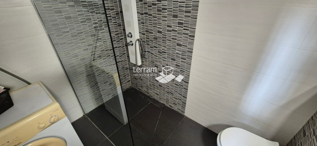 Image 6222574 - 16
