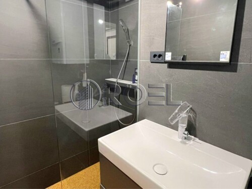 Thumbnail 6222874 - 5