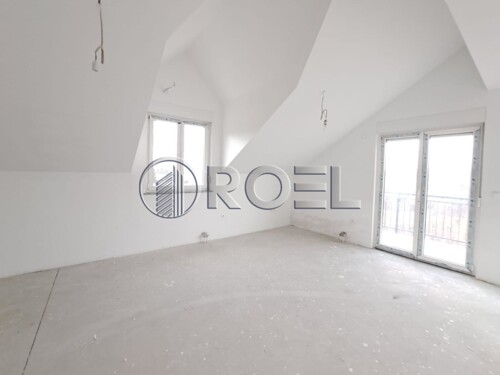 Četverosobni dvoetažni stan, Zagreb. Vrapče, NKP 121.21 m2