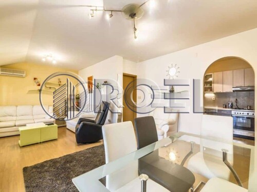 Trosobni stan: Špansko, NKP 117.79 m²