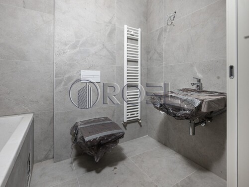 Thumbnail 6223094 - 13