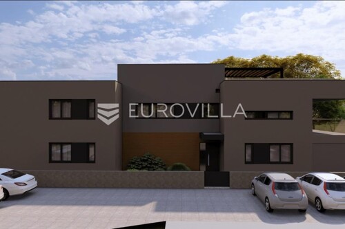 Istra, Poreč, dvosobni stan u prizemlju s vrtom od 120m2