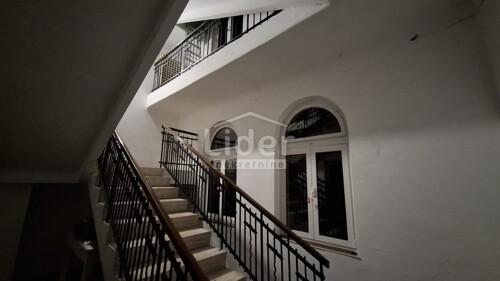 Thumbnail 6223246 - 2